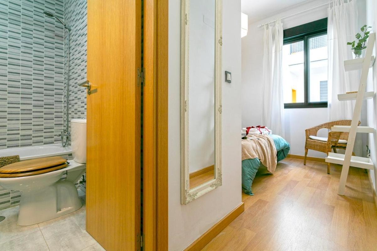 -Malagasunapts- Central Freeparking Rooftoppool Екстериор снимка